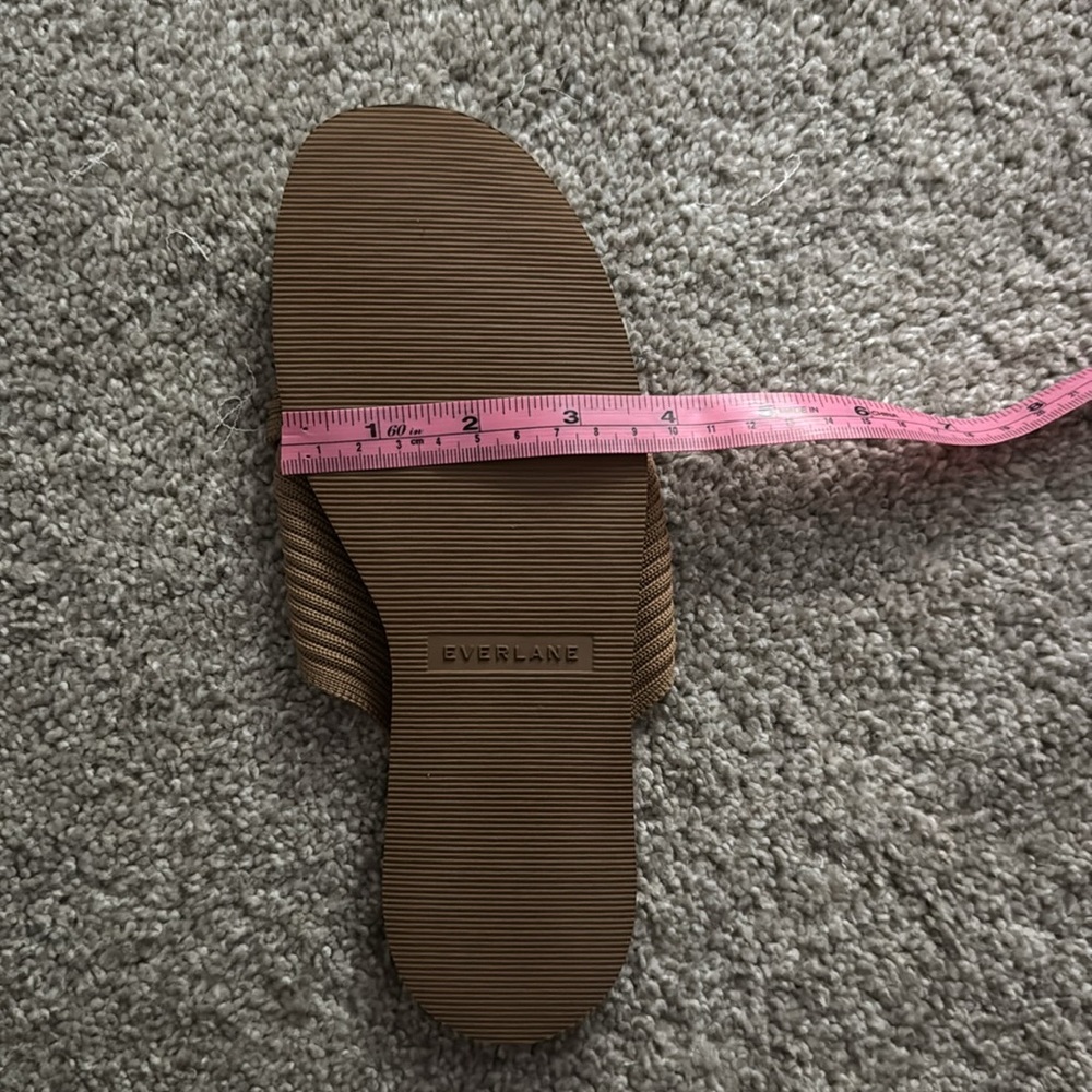 Everlane The Day Crossover Sandal Reknit Light Taupe - Picture 7 of 7